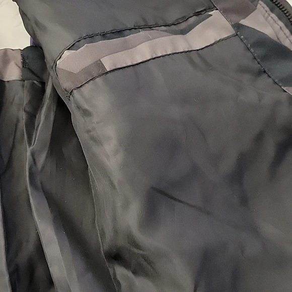 American Stitch Vest - Picture 5 of 6